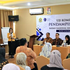 Menjadi Public Speaker Professional yang Penuh Percaya Diri